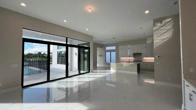 Boca Bridges Residence photo 8