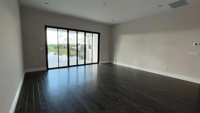 Boca Bridges Residence photo 12