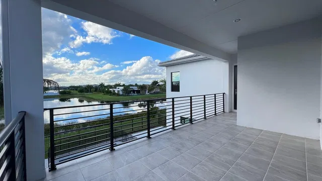 Boca Bridges Residence photo 14