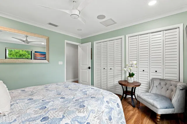 Residence photo 33