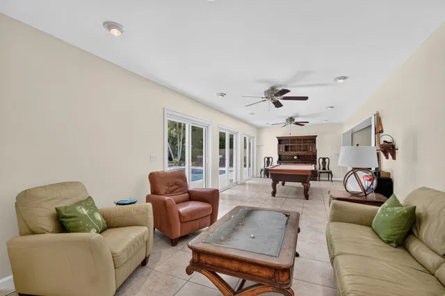 Residence photo 29