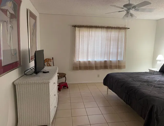  Residence photo 5