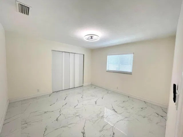 Residence photo 29