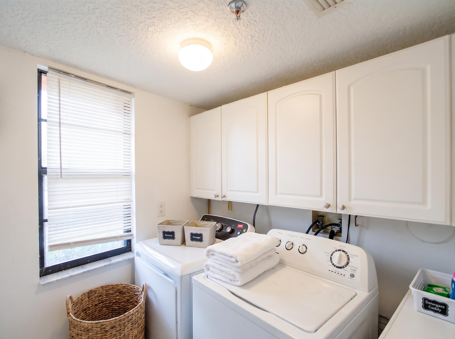 Unit 102 photo 18