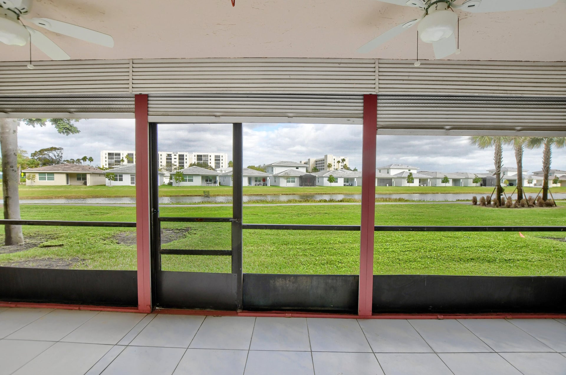 Unit 102 photo 20