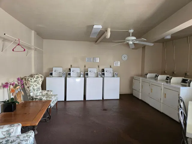  Unit 209 photo 6