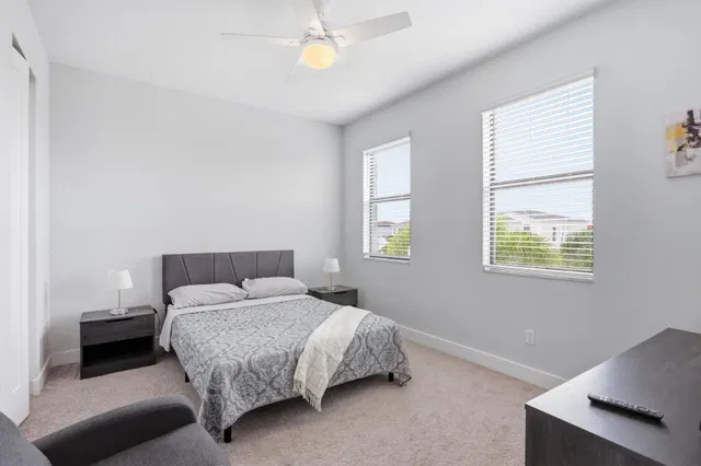 Residence photo 14