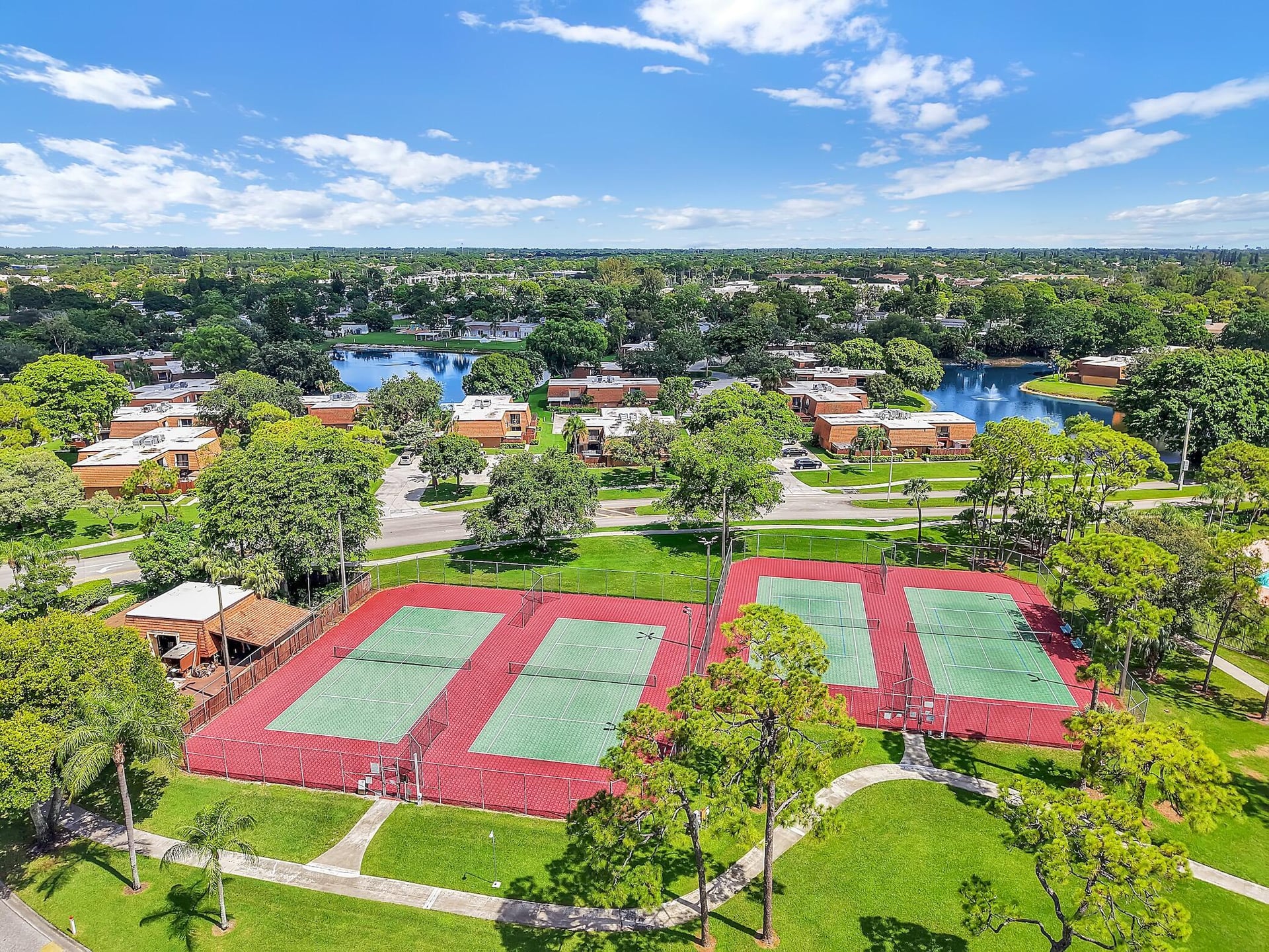  Residence photo 17