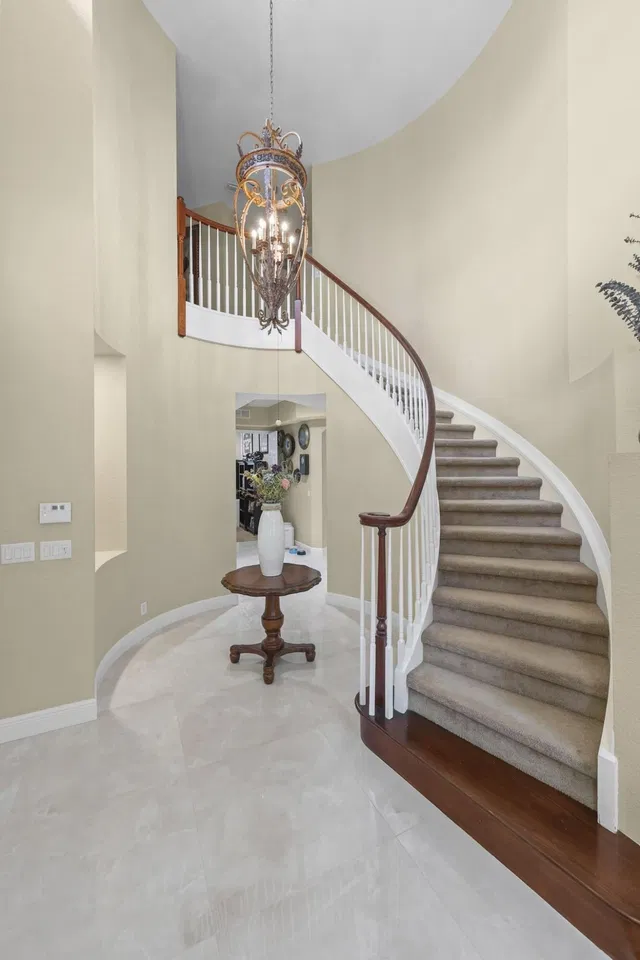 Residence photo 5