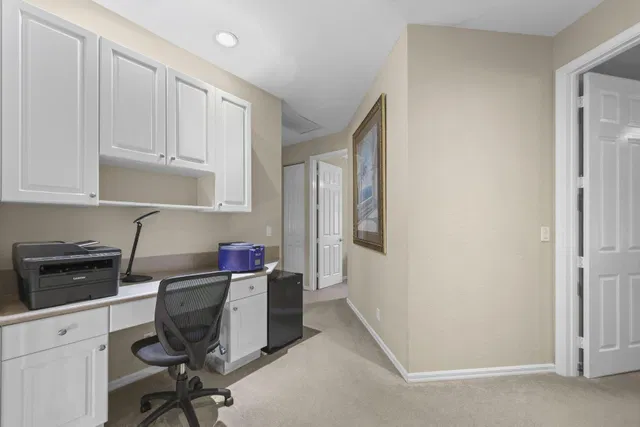 Residence photo 33