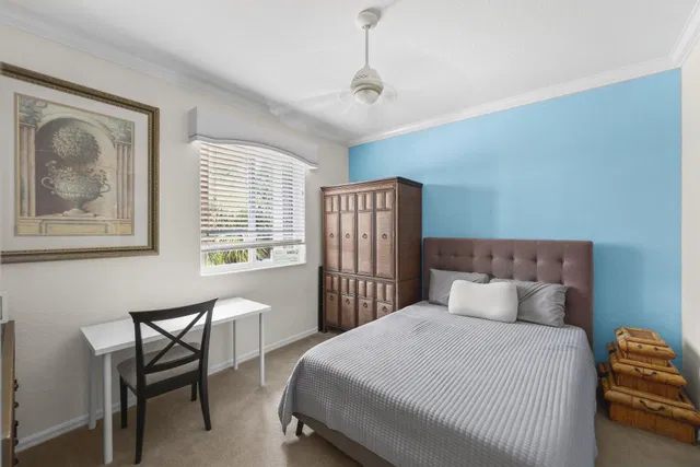 Residence photo 35