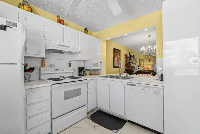 Unit 249 photo 4
