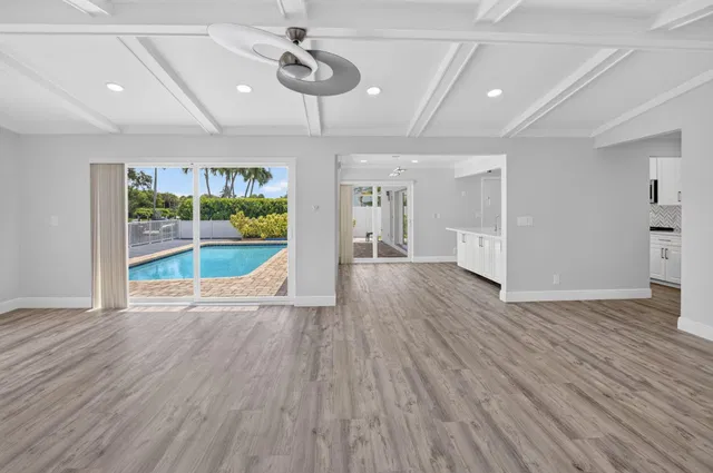 Caribbean Keys Residence photo 11