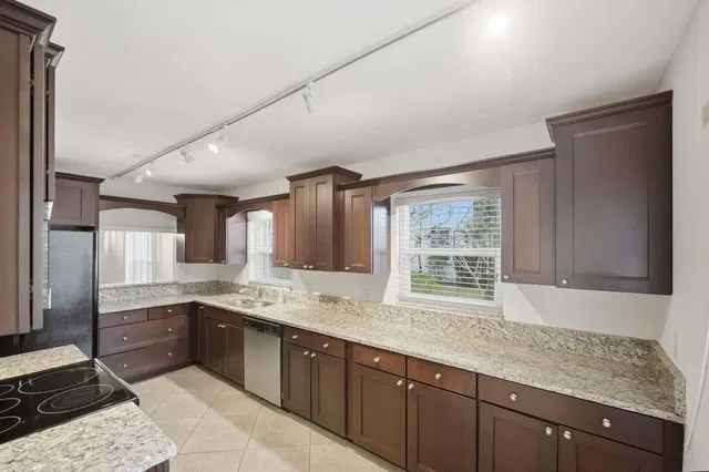Unit 5107 photo 2