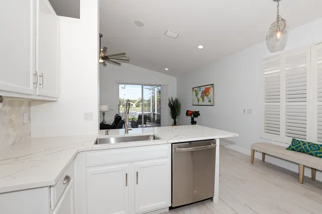 Residence photo 14
