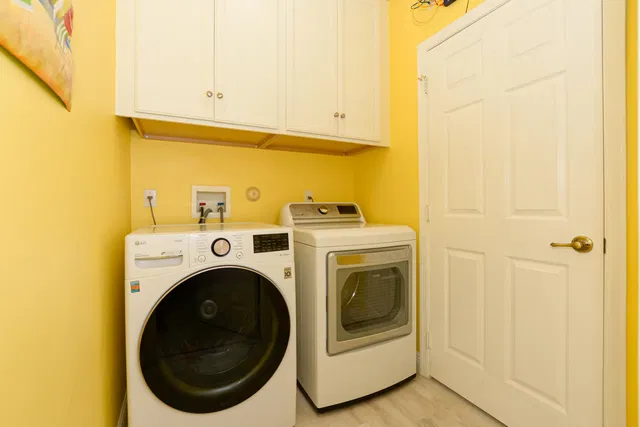 Residence photo 30