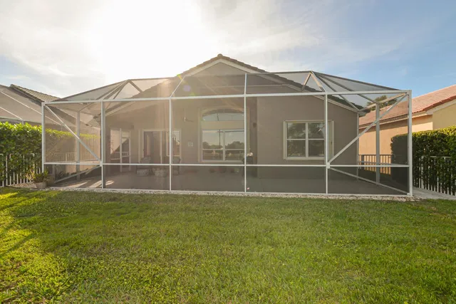Residence photo 36