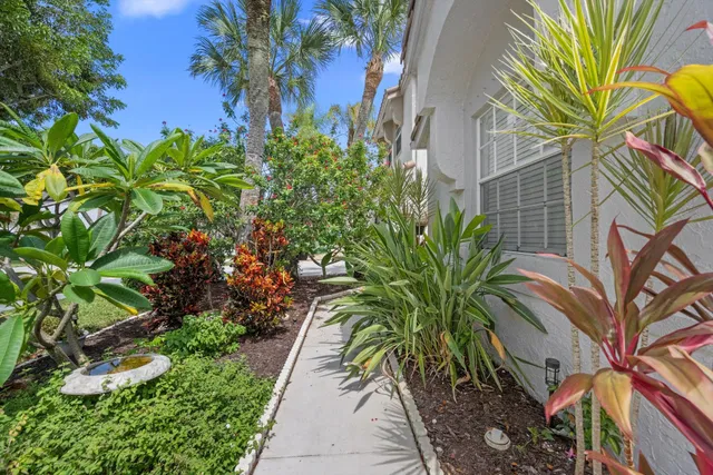 Residence photo 4