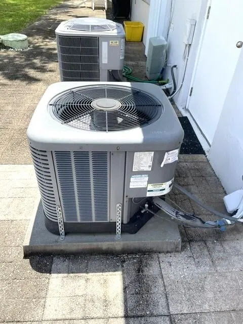Unit B photo 30