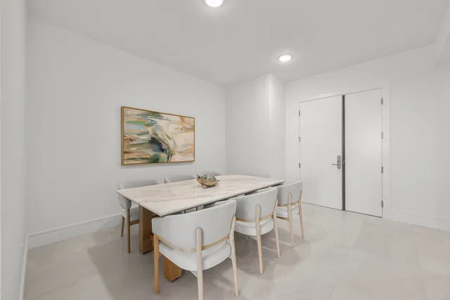 Nautilus 220 Unit 1001 photo 8