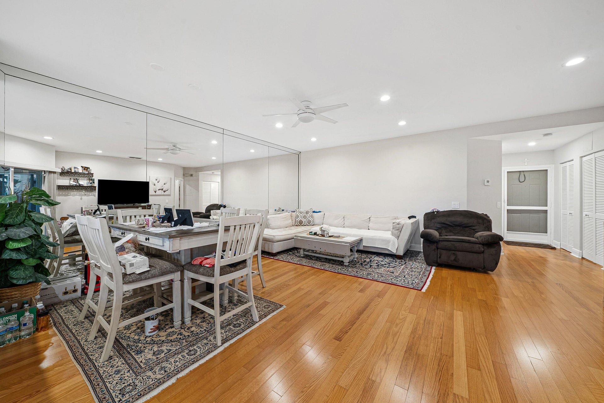  Residence photo 5