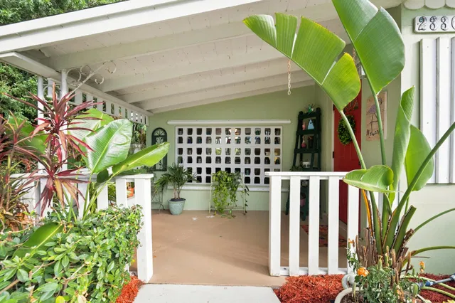  Residence photo 8