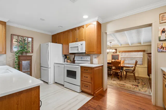  Residence photo 18