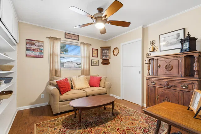  Residence photo 24