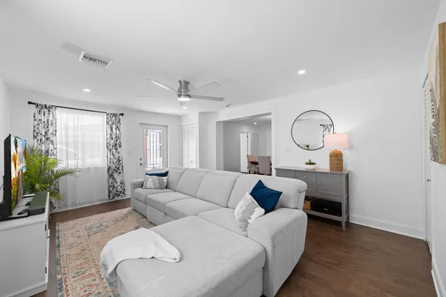 Residence photo 9