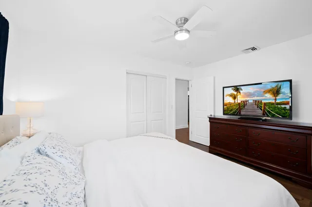 Residence photo 12