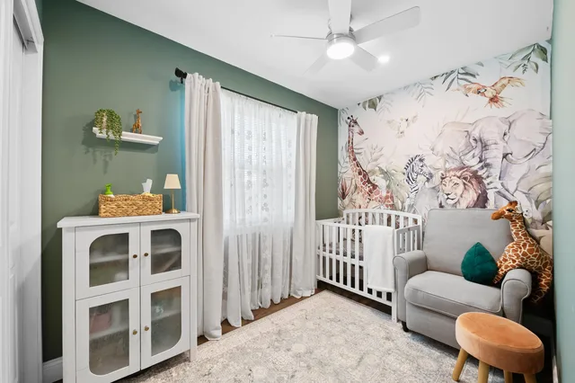 Residence photo 17