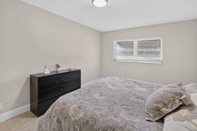 Residence photo 25