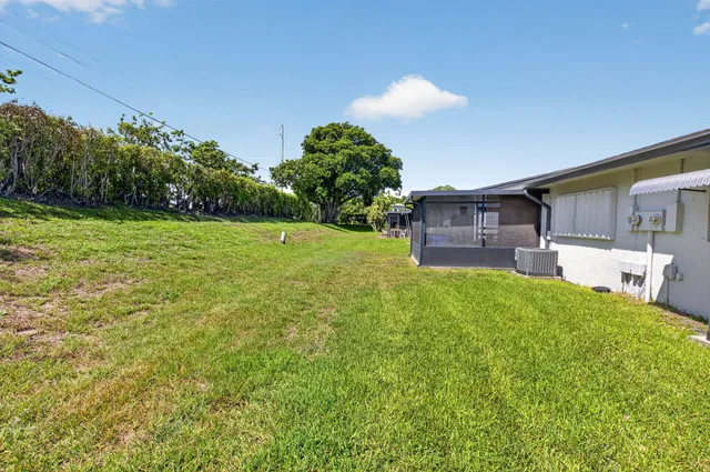 Residence photo 35