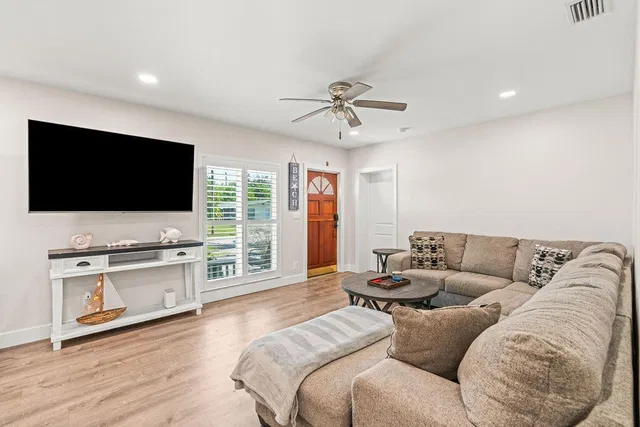 Residence photo 13