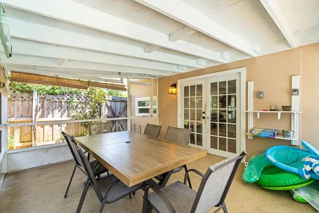 Residence photo 24