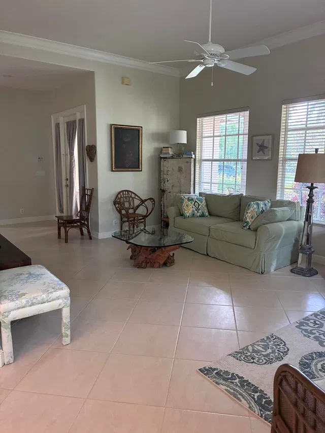  Residence photo 16