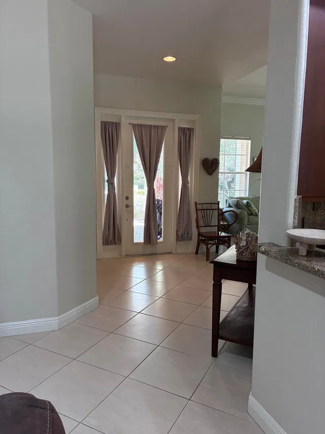  Residence photo 18