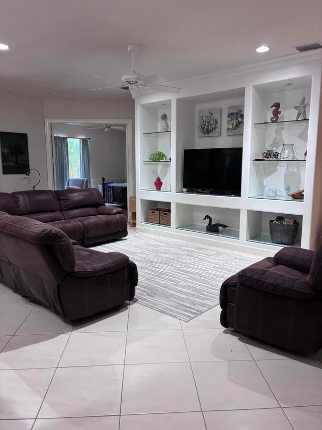  Residence photo 22