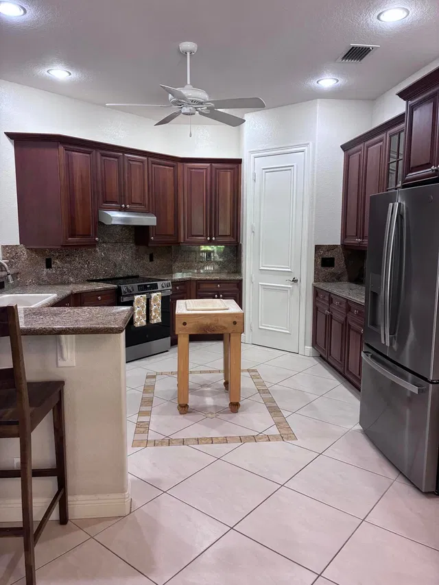  Residence photo 25