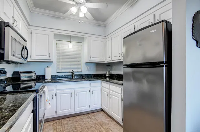 Residence photo 11