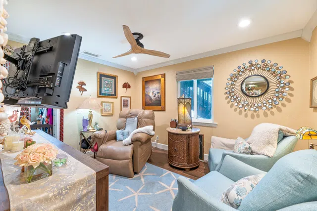 Residence photo 21