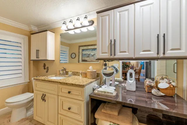 Residence photo 24