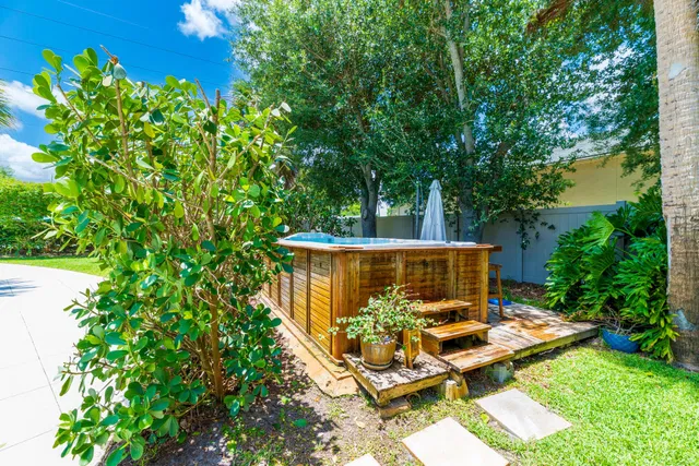 Residence photo 37
