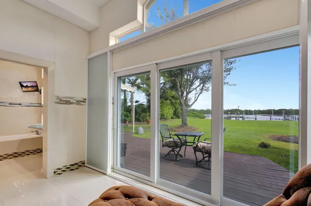 Jonathan's Landing Jupiter FL Residence photo 13