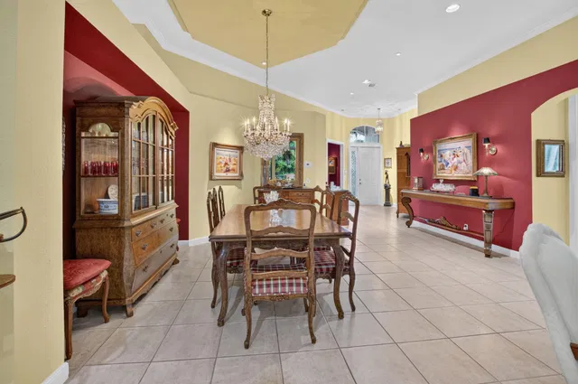 Woodfield Country Club Residence photo 8