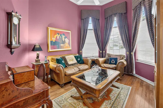 Woodfield Country Club Residence photo 25