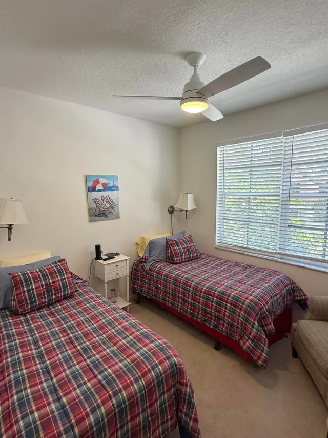 Unit 23 photo 6