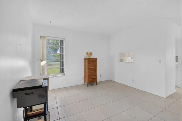 Residence photo 14