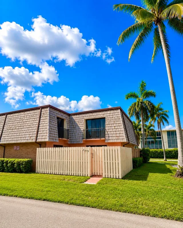 Residence photo 2