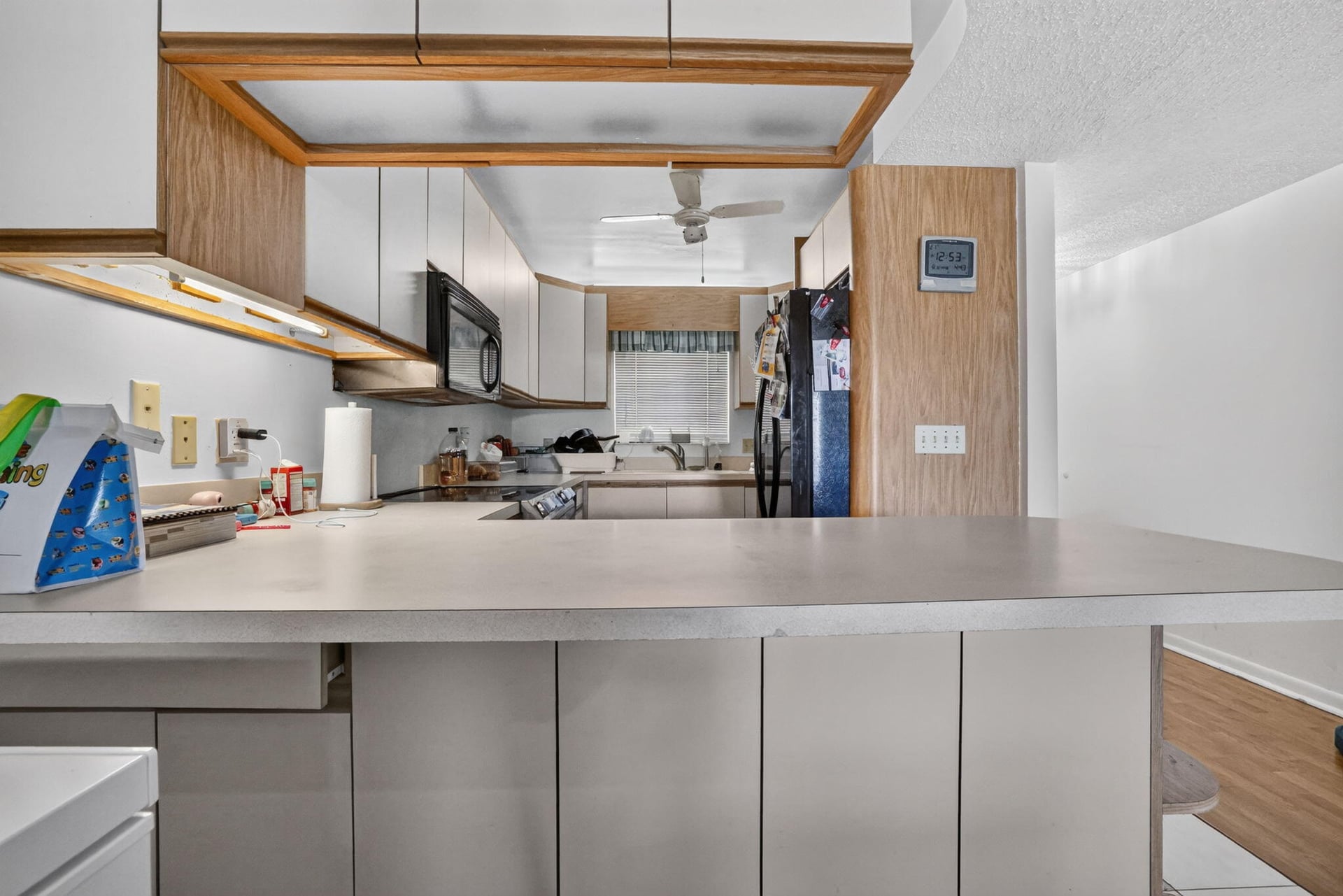 Unit 202 photo 8
